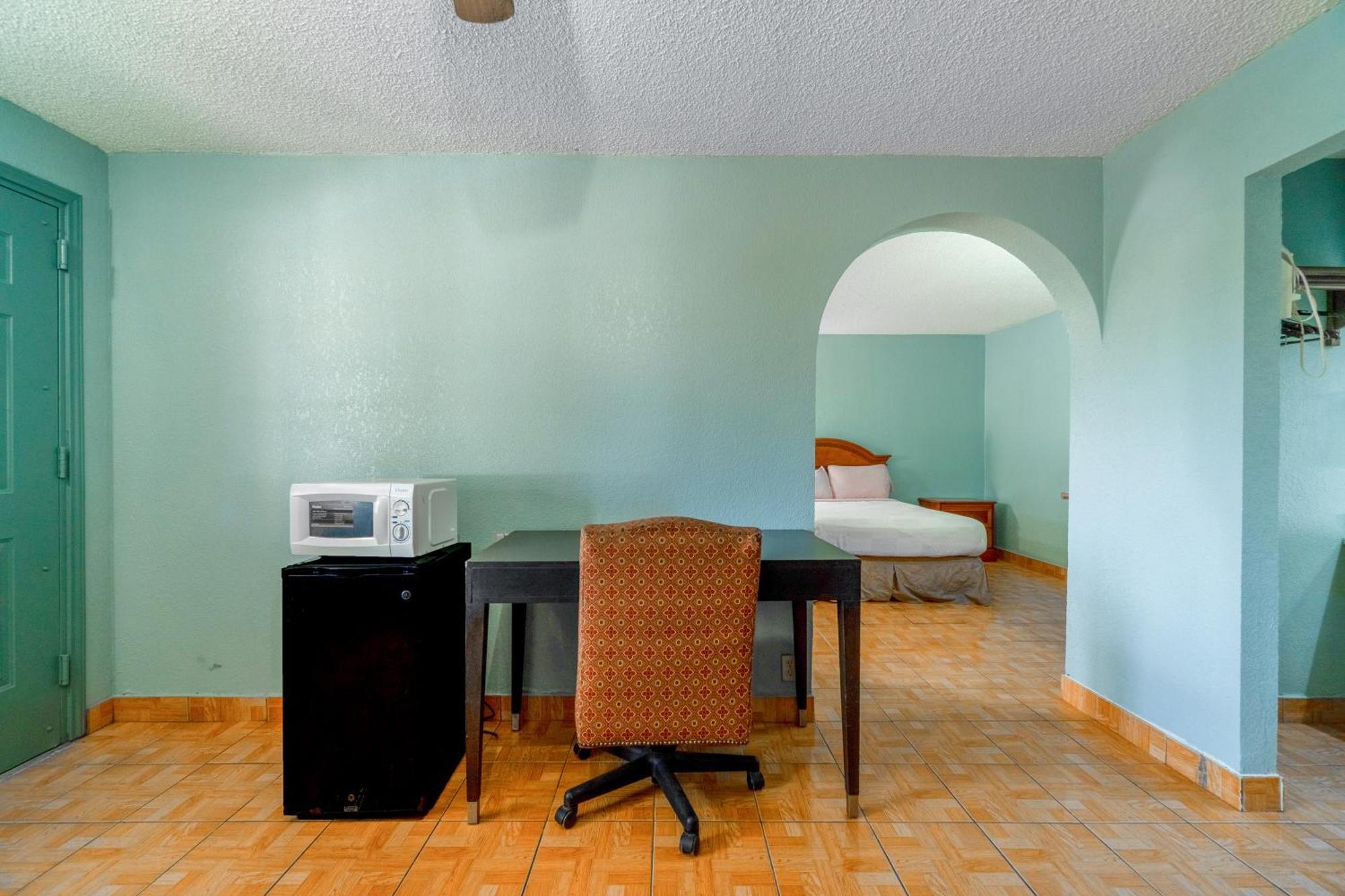 Plaza Inn&Suites Harlingen Exterior foto